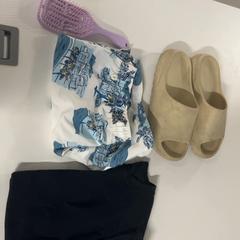 Shorts, Tshirt & Kam, rapporterat av Silver Sands Beach med iLost