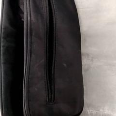 Toilettas Zwart, zoals gemeld door Arriva Friesland / Groningen met iLost