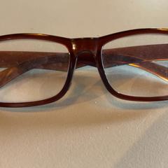 Lunettes, a été signalé par Familiepark Drievliet utilisant iLost