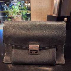 Bag Black, as reported by Hotel V Frederiksplein using iLost