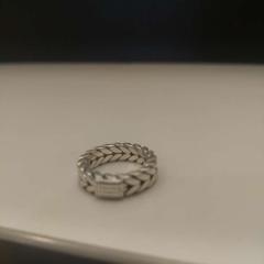 Biżuteria & Dzwonić Budddha to Buddha, zgłoszono przez NHL Stenden hogeschool Leeuwarden przy użyciu iLost