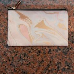 Bossa & Estoig, segons ha informat Pathé Nijmegen mitjançant iLost