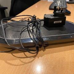 Giabra & Altoparlante, come riportato da The Dominican utilizzando iLost