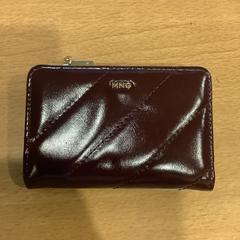 財布 Ahmed がiLostで Gemeente Amsterdam によって報告されました