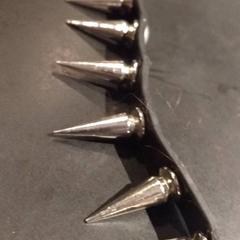 Bracelet, a été signalé par TivoliVredenburg utilisant iLost