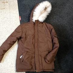 Kleding - Kinder winterjas, zoals gemeld door Regio Limburg - Leuven met iLost