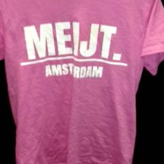 T shirt, segundo informou TivoliVredenburg usando iLost