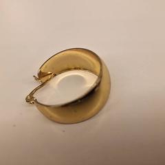 Örhänge, rapporterat av HvA Amstelcampus med iLost