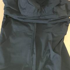 Kleding - jas, ako bolo nahlásené Regio Antwerpen - Brussel pomocou iLost