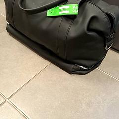 Cestovní taška zwart, jak nahlášeno Regio Antwerpen - Brussel pomocí iLost