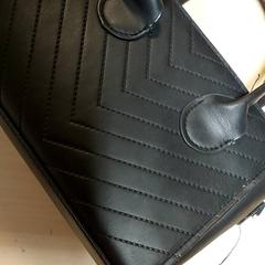 Taška - Handtas Zwart Horvathova, ako bolo nahlásené Regio West-Vlaanderen pomocou iLost