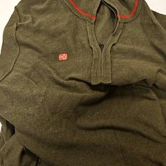 Svetr, jak nahlášeno Vrije Universiteit Amsterdam pomocí iLost