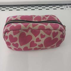 Schminktasche, gemeldet von Arriva Limburg Zuid über iLost