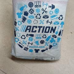 Bolsa Action Blauw/ Wit, ha sido reportado por Qbuzz GD Groningen Peizerweg con iLost