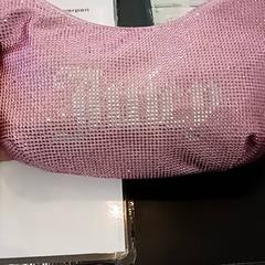 Bossa Roze glitters  Handtaje, segons ha informat RRReis IJssel-Vecht mitjançant iLost