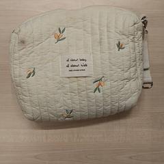 Sac & Sac bébé Beige, Bloemen, a été signalé par IKEA Hasselt utilisant iLost
