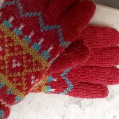 الملابس - handschoenen، كما تم الإبلاغ عنه بواسطة Regio Antwerpen - Brussel عبر iLost