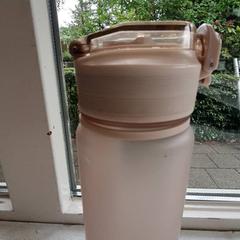 Flaska Beige, rapporterat av DierenPark Amersfoort med iLost