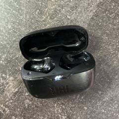 Jbl earphones black case, som rapporterats till iLost