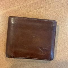 Billetera op naam van Byrne, Ierland, ha sido reportado por Gemeente Amsterdam con iLost