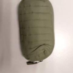 Materiale scolastico Pennezak, come riportato da Regio West-Vlaanderen utilizzando iLost