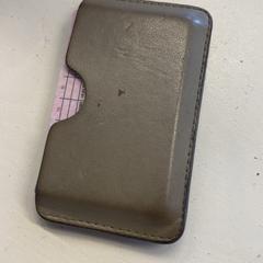 Billetera Sorochynski, ha sido reportado por GVB con iLost