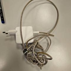 Charger, as reported by Vrije Universiteit Amsterdam using iLost