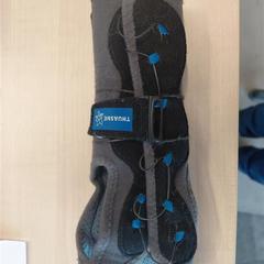 Ortopedisk skinne thuasme poignet, som rapportert av IKEA Rennes - Pacé ved bruk av iLost