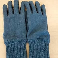 Oblečení Handschoen, jak nahlášeno Regio Limburg - Leuven pomocí iLost