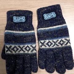 Guantes, ha sido reportado por Transdev Hoeksche Waard Goeree Overflakkee con iLost