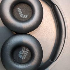 Écouteurs - JBL, a été signalé par Universiteit Gent - Faculteitsbibliotheek LW utilisant iLost
