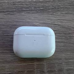 Puzdro na airpods, ako bolo nahlásené EBS Tramplein pomocou iLost