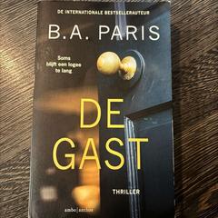 Könyv, amint azt WestCord Hotel Eindhoven az iLost segítségével jelentette.