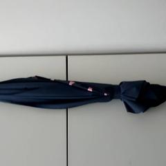 Dáždnik, ako bolo nahlásené Centraal magazijn pomocou iLost