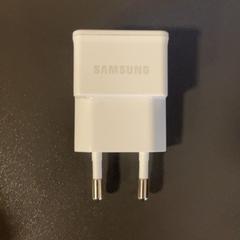Adapter, gemeldet von MEININGER Hotel Dresden Zentrum über iLost