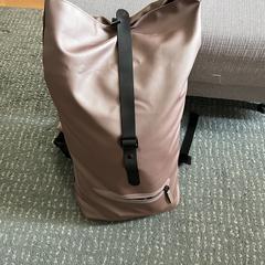 Roze rugzak, iLost에 보고됨