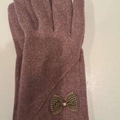 Kesztyű roze dames, amint azt TU/e - Receptie Vector az iLost segítségével jelentette.