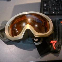 Skibril, gemeldet von SnowWorld Landgraaf über iLost