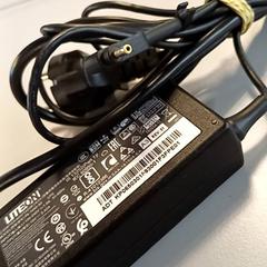 Oplader laptop, segundo informou Padualaan 99 usando iLost