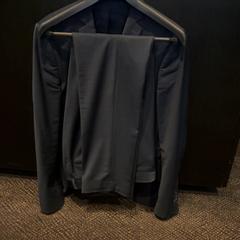 Suit, a été signalé par Van der Valk Hotel Utrecht utilisant iLost