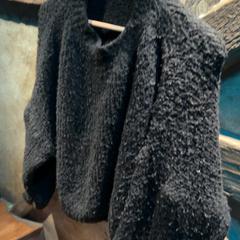 Sweater Black, as reported by Club Nyx/Exit Café using iLost