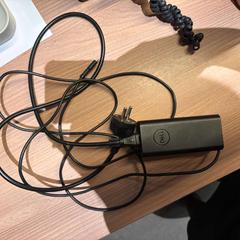 Adapter Zwart, amint azt Van der Valk Hotel Deventer az iLost segítségével jelentette.