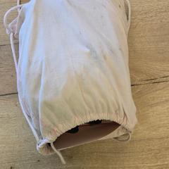 체조 가방 Wit, iLost를 사용하여 Centraal magazijn에 보고됨