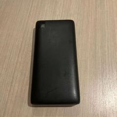 Banco de enerxía black, segundo informou Amsterdam ID Aparthotel usando iLost