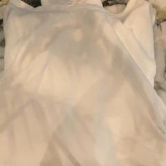 셔츠 White, iLost를 사용하여 Van der Valk Hotel Heerlen에 보고됨