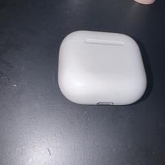 Airpod case 4e generatie zonder oortjes, ako bolo nahlásené iLost