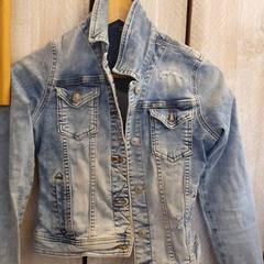 Rifľová bunda Licht, ako bolo nahlásené DierenPark Amersfoort pomocou iLost