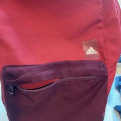 Sac, a été signalé par Gemeente Amsterdam - Bureau Gevonden Voorwerpen utilisant iLost