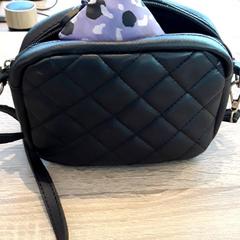 かばん がiLostで EBS Tramplein によって報告されました