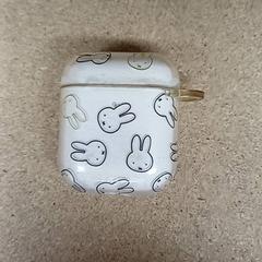 Oordopjeshouder, zoals gemeld door Qbuzz GD Groningen Peizerweg met iLost